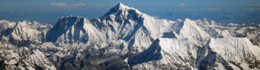 cropped-mount_everest_as_seen_from_drukair2_plw_edit.jpg